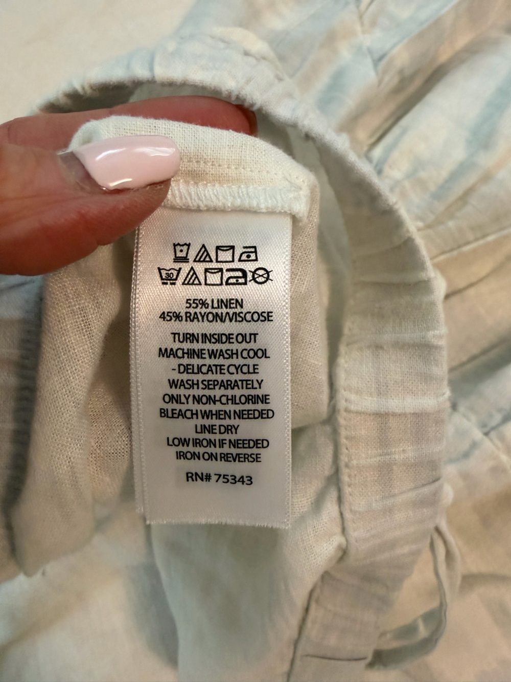 Rachel Zoe White Maxi Skirt with Blue Scenic Border Print - Picture 6 of 7